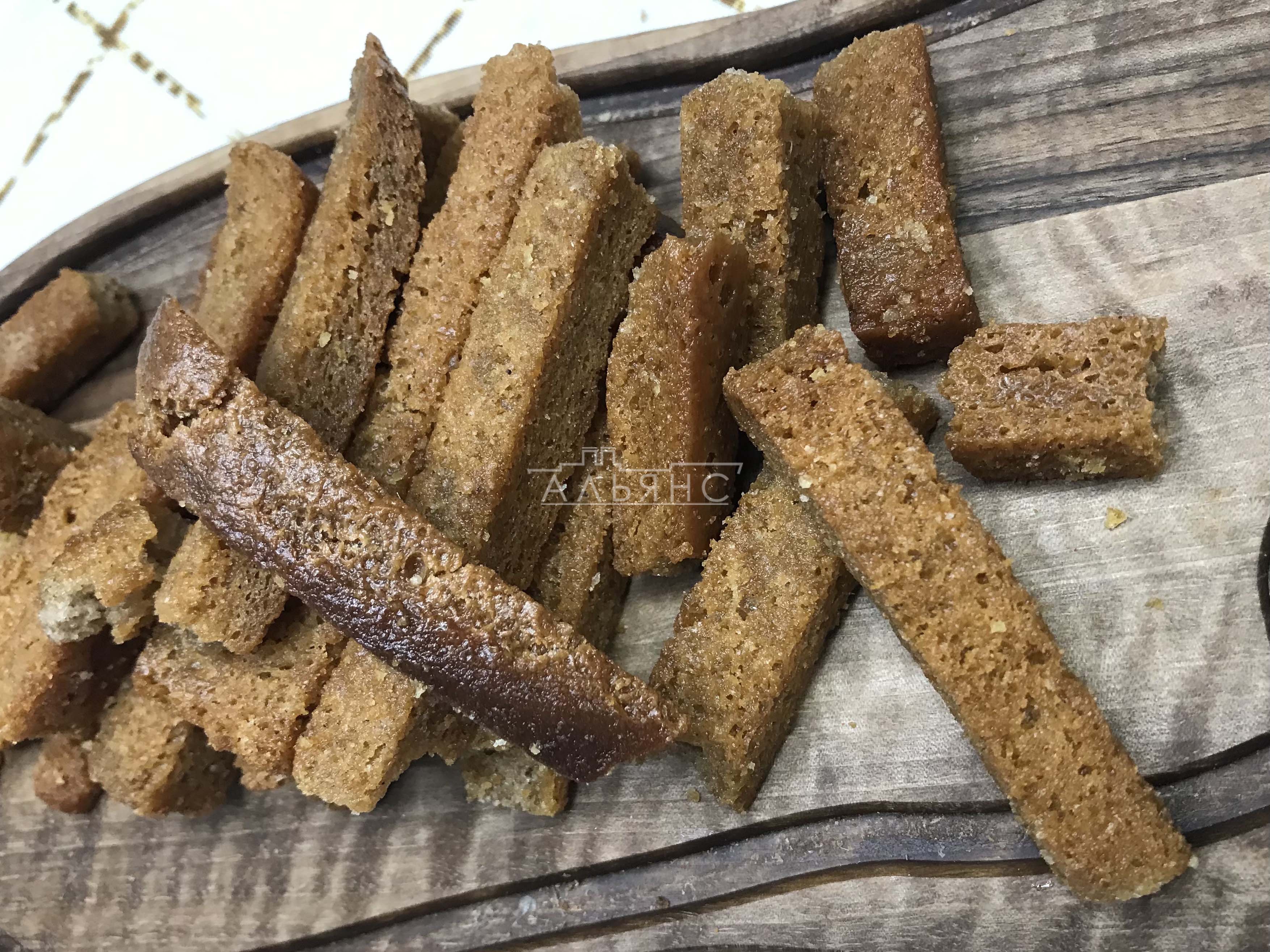 Деревенские гренки с чесноком в Дедовске