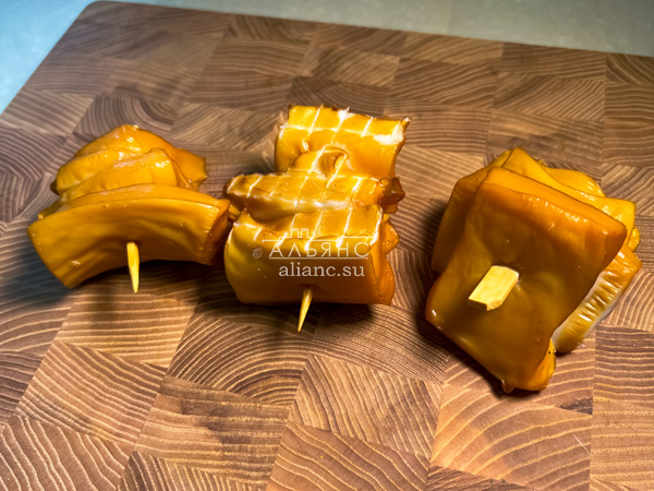 Шашлычок из кальмара х/к в Дедовске