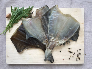 Лещ соломка: Камбала камчатская вяленая без икры