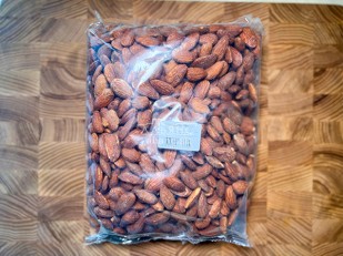 Рыбные снеки: Миндаль ж/с со вкусом 