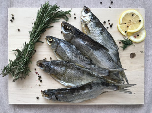 Лещ соломка: Вобла вяленая астраханская крупная